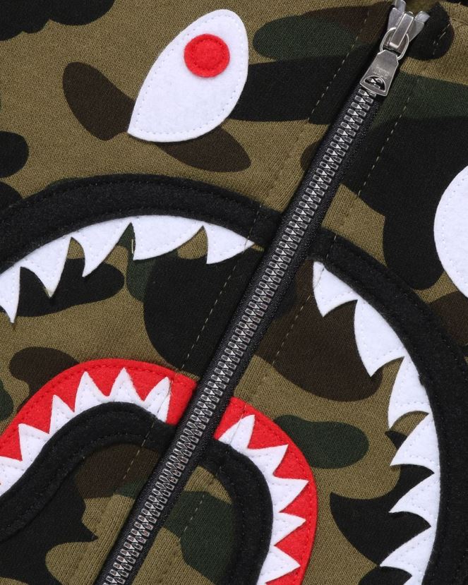 1st hoodie zippé à patch requin camouflage A Bathing Ape enfants ZHX6N41499 armée verte