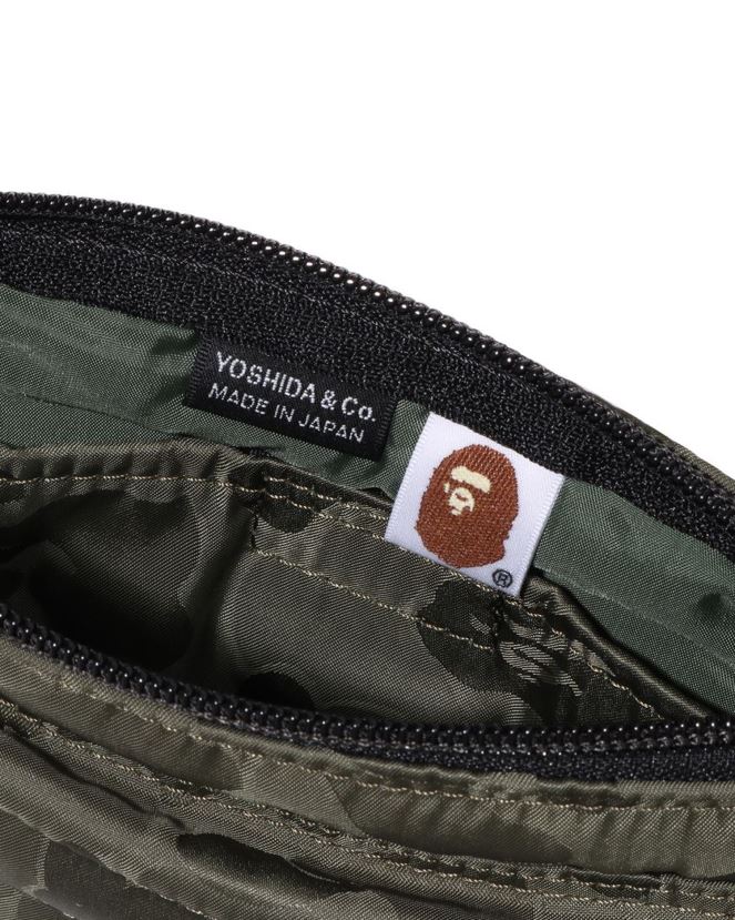 pochette à bandoulière camouflage x porter A Bathing Ape Hommes ZHX6N4548 armée verte