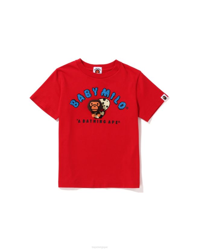 poupée en peluche bébé milo dans un té doeuf A Bathing Ape enfants ZHX6N41588 rouge vif