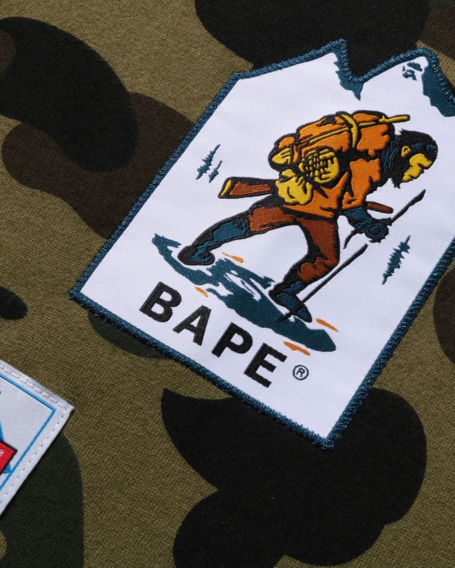 t-shirt camouflage multi-étiquettes 1st A Bathing Ape femmes ZHX6N4919 armée verte